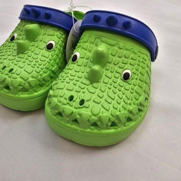 NWT, Toddler Dinosaur Clogs Shoes Green Kid Size 8-11.5 - Picture 4 of 12